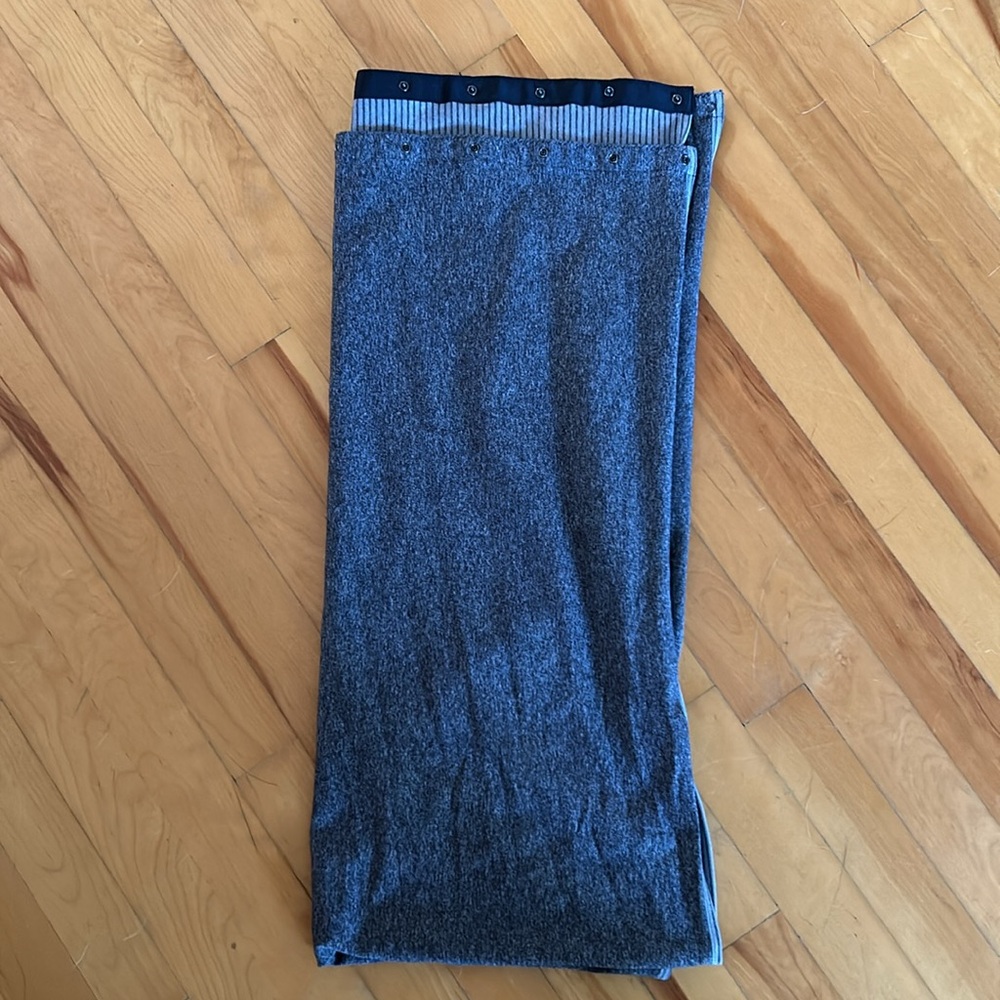 Lululemon Reversible Scarf - Picture 2 of 4